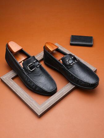 Minimalistische einfarbige Herrenhalbschuhe im Retro-Stil mit tief geschnittenem Metallschnallenverschluss, vielseitig einsetzbar, Gesellschaft, Hochzeit, Lässig, Urlaub, Pendeln