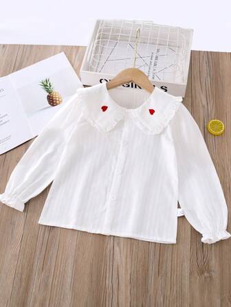 1 件年轻女孩长袖衬衫，翻领开衫，心形刺绣，蕾丝边白色汗衫