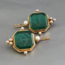 Green Earrings, Intaglio Earrings, Vintage Jewelry, Victorian Jewelry, Personalized Gifts For Mom, Golden Wedding Earrings, Bridesmaid Jewelry