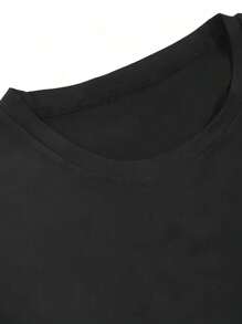 Women Stylish Valentine's Day Love Pattern Printing T-Shirt Cotton Casual Comfy Tees For Daily Wear Tee For Adult, Men, Women, Teen, Teenager, Adolescent, Youth. Tee