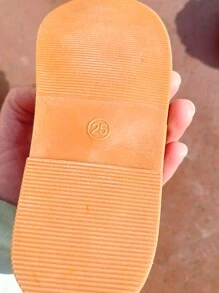 1Pair Boys Sandals Fashion Cut-Outs Soft Bottom Kids Beach Sandals Non-Slip Children Shoes Closed Toe For Summer