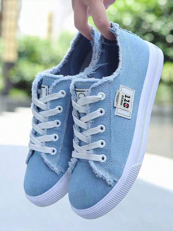 Zapatillas de lona sencillas y modernas de caña baja para hombres y mujeres, zapatos de lona con cordones para estudiantes de nicho versátiles para primavera y otoño