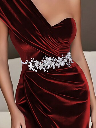 Lyxigt brudbälte i legering med blommor, modeaccessoar för bröllopsklänning