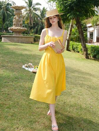 女式纯色前系带宽肩带简约休闲连衣裙