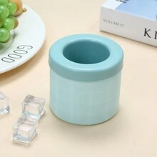 1PC Blue Silicone Ice Mold, Cylindrical Ice Tray, Silicone Ice Tray, Ice Cup Ice Storage Box, Mini Cup Ice Bucket Ice Box, Small Ice Cup And Cylinder Easy Release Ice Mold, Kitchen Tools