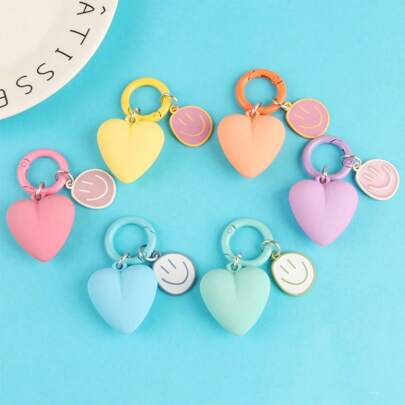 1 件男女通用心形汽车钥匙扣，可爱卡通笑脸金属环钥匙圈情侣包包吊坠配件学校汽车配件哥特 Y2k 包包配件挂绳带身份证夹汽车配件包饰