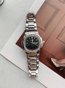 1 pieza Reloj de mujer vintage estilo cuadrado plateado, reloj de cuarzo elegante y de moda, apropiado para uso diario, fiestas, citas, vacaciones, como regalo y otras ocasiones, incluye herramienta de ajuste para la decoración de la muñeca.