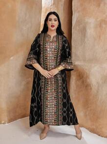 Abito lungo in stile arabo elegante con ricami dorati e paillettes, in stile tradizionale da primavera/estate, tipico del Ramadan
