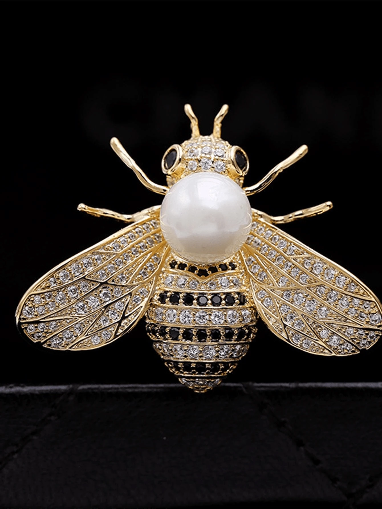 1pc Famous Brand Design Insect Series Brooch Women Delicate Little Bee Brooches Crystal Rhinestone Pin Brooch Jewelry Gifts For Girl - Multicolor - View 1