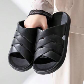 男女通用厚底室内拖鞋，防滑安静，室内外穿着舒适，2025 年夏季新款设计