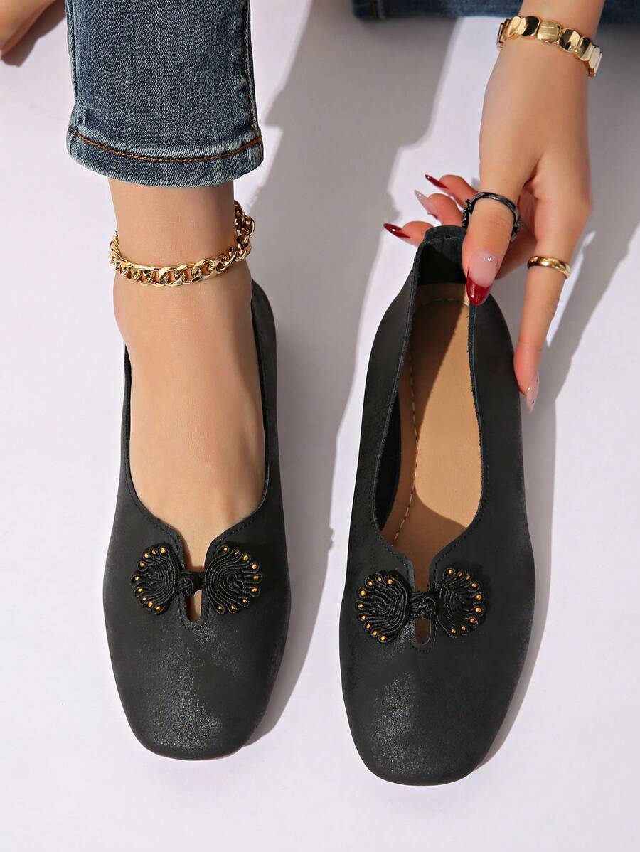 Women's Flat Shoes > Women's Flat Shoes, New Chinese Style Mary Jane Flat Versatile Embroidered Strap Shallow Retro National Style Shoes - Black - View 1