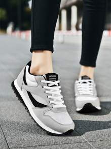 Men's Casual Outdoor Sport Shoes, Solid Color, Versatile, Breathable, Anti-Slip, Fabric Mesh Low-Top Lace-Up Low Heel Sneakers - Black and White - View 5