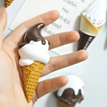 1pc Ice Cream Fridge Magnet, Realistic Food Magnetic Sticker, 3D Dessert Refrigerator Decor, Cute Home Decoration, Stationery, Kitchen Accessories, Blackboard Magnets, Office Magnetic Decoration