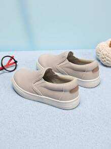 1 par de zapatillas de moda de estilo simple de unicolor de PU elástico de bajo perfil unisex para niños, zapatos casuales cómodos para vacaciones, fiestas y deportes, zapatos planos impermeables antideslizantes para niños pequeños para uso en exteriores