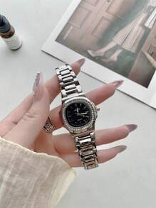 1 pieza Reloj de mujer vintage estilo cuadrado plateado, reloj de cuarzo elegante y de moda, apropiado para uso diario, fiestas, citas, vacaciones, como regalo y otras ocasiones, incluye herramienta de ajuste para la decoración de la muñeca.