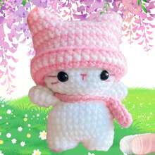 Kit de ganchillo Amigurumi DIY para principiantes con tutorial en video paso a paso e ilustración con versión de texto fácil de entender y aprender a tejer un gato de peluche con sombrero. Kit de ganchillo de animal sencillo con accesorios de colores aleatorios, perfecto como regalo creativo para festivales y cumpleaños