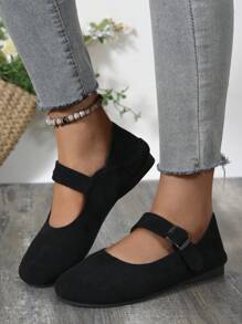 Nuevos mocasines cómodos de 2025 con puntera redonda plana, hebilla y terciopelo, de unicolor, para mujer de talla grande y versátiles - Negro - Ver 4