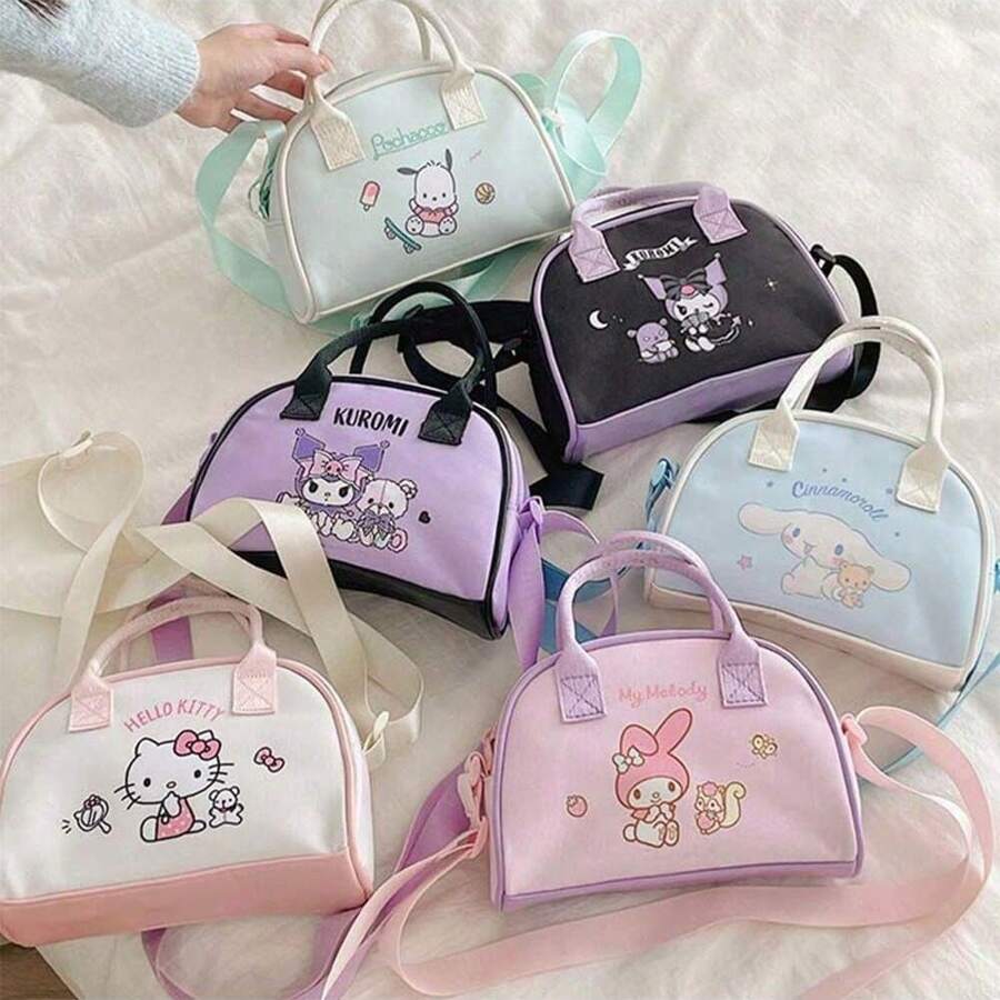 Bolso de mano Sanrio: Bolso de Boston con estampado de moda de Hello Kitty, Bolso bandolera de felpa de dibujos animados de My Melody, Bolso organizador casual de gran capacidad de Kuromi, Bolsa cosmética portátil y multifunción de Pochacco, Bolso de hombro lindo de Cinnamoroll - Multicolor - Ver 1