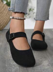 Nuevos mocasines cómodos de 2025 con puntera redonda plana, hebilla y terciopelo, de unicolor, para mujer de talla grande y versátiles - Negro - Ver 1