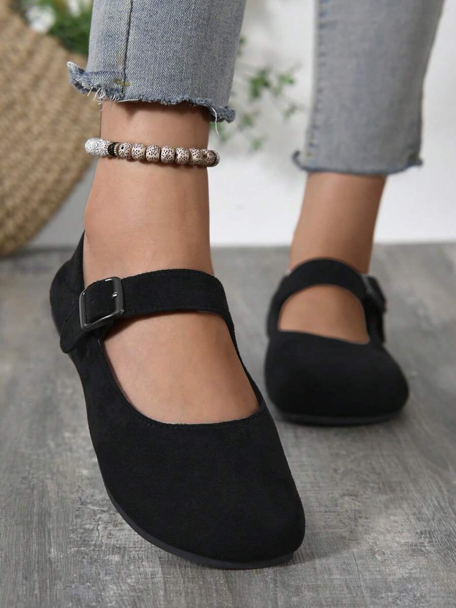 Nuevos mocasines cómodos de 2025 con puntera redonda plana, hebilla y terciopelo, de unicolor, para mujer de talla grande y versátiles - Negro - Ver 1