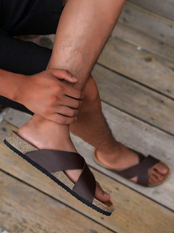 Herren wasserdichte Innen- und Außen-Slip-On-Sandalen mit rutschfester Sohle