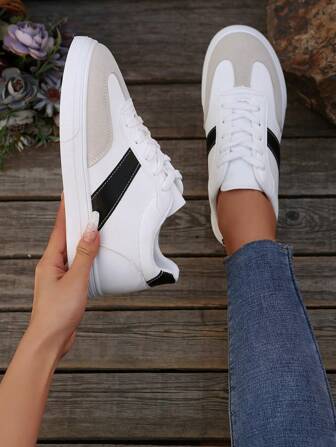 女士新款系带拼色元素休闲运动鞋，现代时尚别致风格，适合户外、街头、校园、多功能