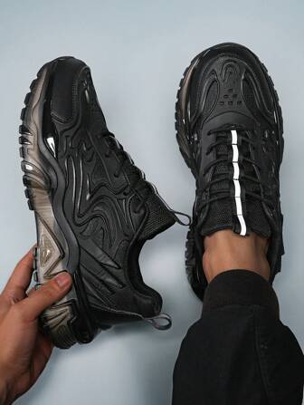 男士户外休闲运动鞋，时尚酷炫风格，舒适透气防滑纯色运动鞋，轻便跑步鞋，黑色