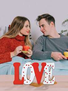 Valentine's Day Wooden Love Sign Decor, LOVE Romantic Table Top Decor Romantic Table Red Sign, Wood Love Letters Home Table Decorations For Farmhouse Shelf Fireplace Wedding Anniversary Home Party Decoration