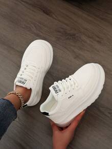 1 双女式休闲白色皮革春季滑板鞋，系带款式，2025 年春季新品 - 米黑色 - 查看 2