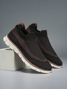 Zapatos casuales deportivos para hombre de talla grande, con suela gruesa, ultra ligeros, transpirables de malla y con estilo de broquelería personalizado