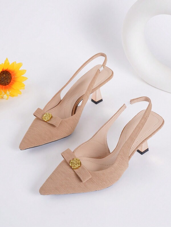 2025 Spring & Summer Apricot Closed Toe High Heel Sandals With Toe Strap, Pointed Toe Design, Stylish & High-End For Plus Size Women EU41-43