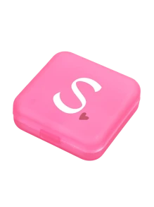 1pc Pink Love White Letter A-Z Pattern Cute And Portable Pill Box, Travel Pill Box, Large Pill Storage Device 4 Times A Day, Large Vitamin Daily Medication Storage Device, Large Pill Container, Medication Dispenser (Pink) - Perfect For Organizing Medication Anytime, Anywhere