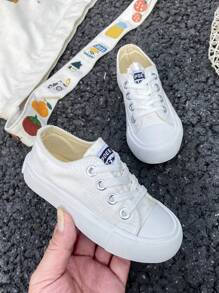 White Canvas Shoes, Toddler Mid-Top Basketball Shoes, Children's Casual Canvas Sneakers, Korean Style, Simple Design, Suitable For Boys & Girls, Spring/Autumn, Low-Top Lace-Up Vulcanized Shoes, Classic Low-Top Canvas Shoes, Fashionable & Versatile Casual Sports Skateboarding Shoes For Kids - White - View 4