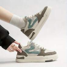 Four Seasons Men's Outdoor Fashion Board Shoes Student Shoes - 綠色 - 查看 2