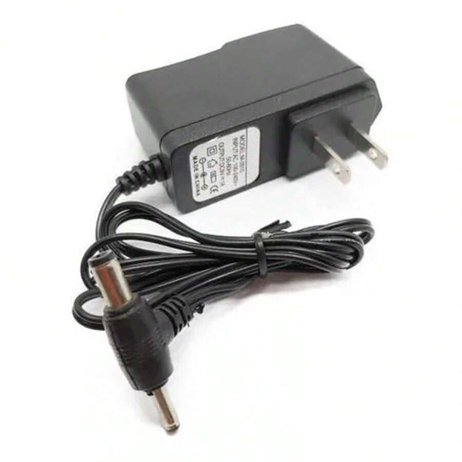 Cargador Eliminador 9V 2A Entrada Dual  3.5-5mm - Tipo de Enchufe A USA (110-127V) - Ver 1