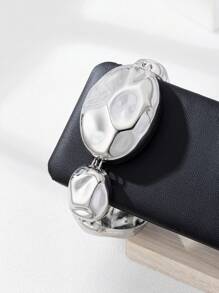 Glamorous Asymmetrical Geometric Hammered Texture Ellipse Linked Metal Necklace, Metal Earrings, Metal Bracelet Suitable For Women, Suitable For Parties, Weddings, Gatherings, And Daily Wear