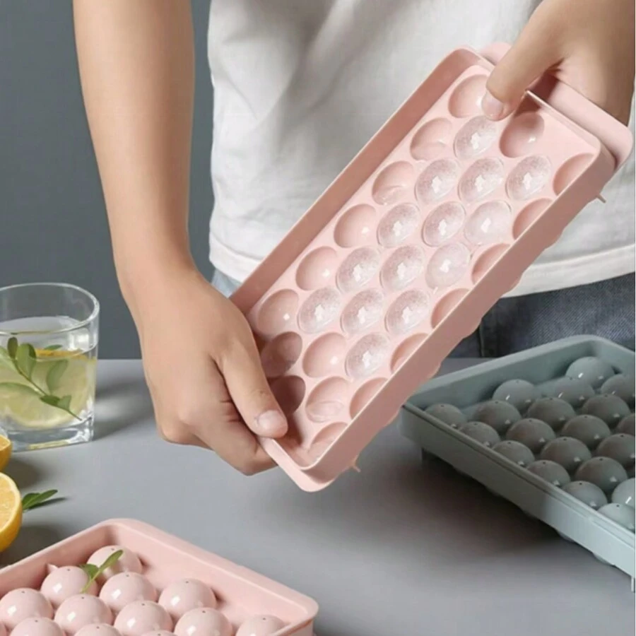 1pc Random Picked (Small/Medium/Large) Covered Round Ice Ball Maker Mold Trays Ice Cubes, Household Tray For Summer - Pink - View 1