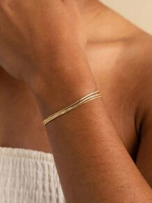 Uworld 1 pièce Bracelet de base multicouche en acier inoxydable plaqué or 18 carats à motif d'os de serpent, simple et à la mode. Convient pour un port quotidien, le travail, l'école, les fêtes, les vacances, les festivals, etc.