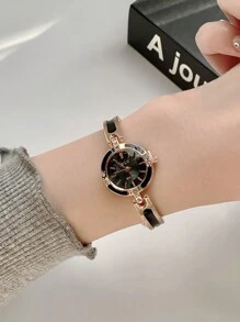 1pc Elegant Petite Silver & White Dial Women Quartz Analog Watch, Suitable For Students/Adults/Gifts/Parties/Ladies - Rose Gold - View 1