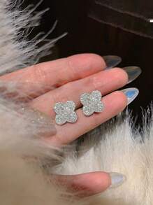 1 对 925 纯银幸运满钻耳钉，适合女性日常佩戴节日礼物原创设计迷人复古派对精美珠宝 - 奢華滿鑽四葉草 - 查看 3