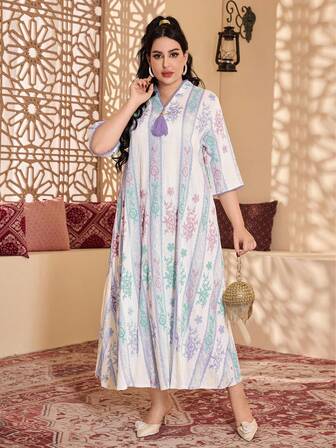 ชุดอAbayaปักลายและพิมพ์ลายอย่างหรูหรา, คอวีพู่สีขาว, ชุดคลุมยาว, ดีไซน์ล่าสุดปี 2025 สำหรับวันชาติซาอุดีอาระเบีย