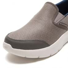Skechers 男士 Go Walk Flex 休闲舒适运动鞋，216323-TPNV - 灰褐色/海軍藍色 - 查看 6