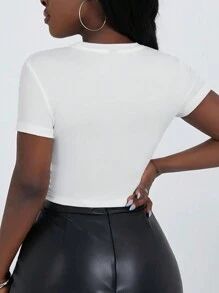 Camiseta corta de manga corta con estampado de labios y eslogan, cuello redondo, ajustada, para mujer, estilo casual, para primavera y verano