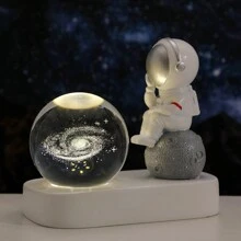 1 件 LED 宇航员小夜灯、水晶球装饰、办公室宇航员装饰、USB 电脑桌面装饰、家居装饰、送给朋友的礼物、圣诞节节日礼物 - 太空人水晶裝飾擺飾 - 查看 23