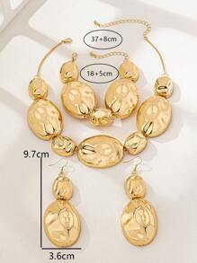 Glamorous Asymmetrical Geometric Hammered Texture Ellipse Linked Metal Necklace, Metal Earrings, Metal Bracelet Suitable For Women, Suitable For Parties, Weddings, Gatherings, And Daily Wear