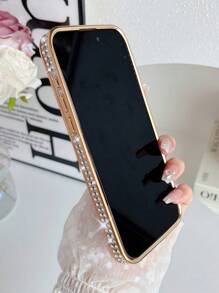 1pc Rhinestone Electroplating Laser Engraved TPU Phone Case Compatible With IPhone 16/7P/8P/ X/XS/XR/XS Max/11/11 Pro/11 Pro Max/12/12 Pro/12 Pro Max/ 13/ 13 Pro/13 Pro Max/ 14/ 14 Pro/ 16 Plus/14 Pro Max/ 15/ 15 Pro/ 15 Plus/15 Pro Max, Protective Cover Waterproof Shockproof Anti-Fall Scratch Resistant - Gold - View 4