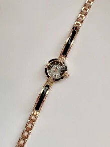 1pc Elegant Petite Silver & White Dial Women Quartz Analog Watch, Suitable For Students/Adults/Gifts/Parties/Ladies - Rose Gold - View 3