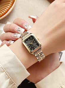 1 pezzo Orologio al quarzo di moda con quadrante quadrato, rivetto e cinturino in metallo, adatto come regalo di compleanno, per teenager, per vacanze estive, per il ritorno a scuola, come regalo di Ognissanti