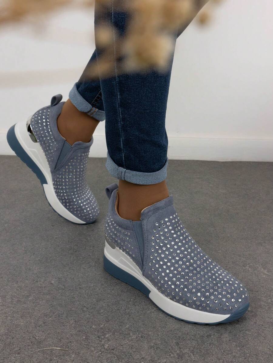 SCARPE COMODISSIME CON CAMOSCIO SINTETICO CON STRASS COL RIALZO ALL INTERNO SUOLA 6.5 厘米 - 藍色 - 查看 1