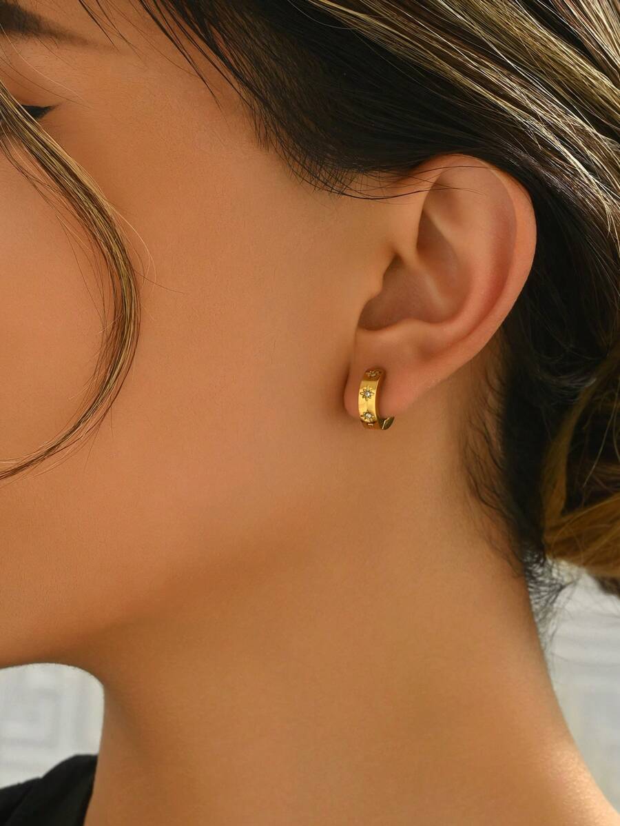 1 Pair Minimalist Fashion Rhinestone Star Hoop Earrings, Versatile Daily Wear Earring Gift For Girlfriend